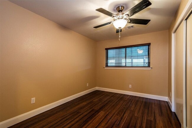 Building Photo - 11639 Kirkmeadow Dr