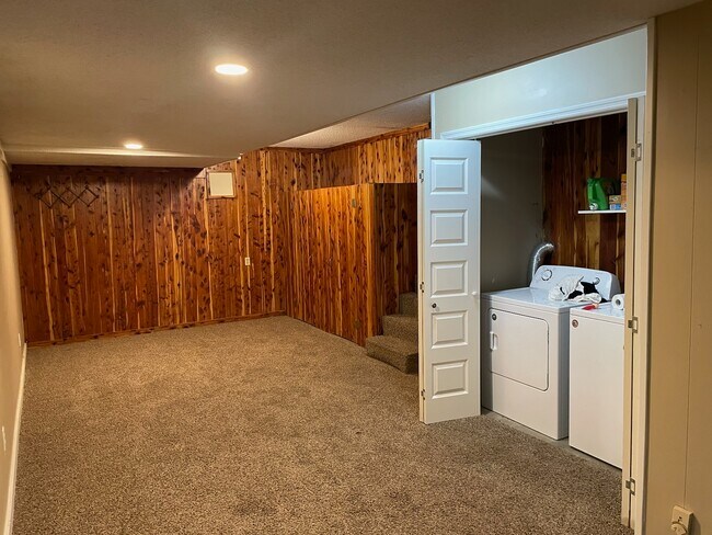 "Bonus" room, great for playroom or exercise equipment - 198 Culver St