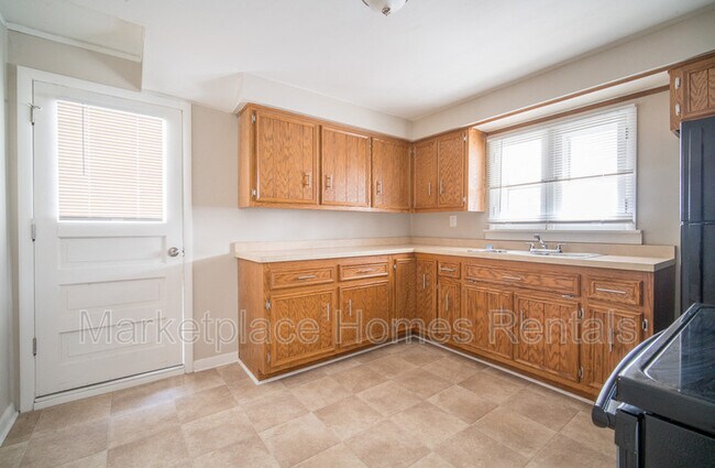 Building Photo - 4302 N 63rd St