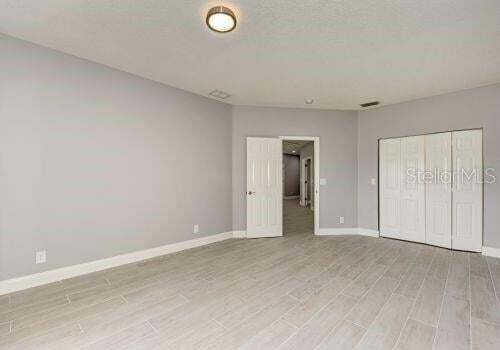 Building Photo - 1648 Bayshore Dr