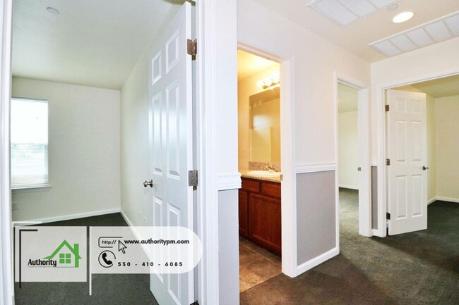 Building Photo - 671 Mission De Oro Dr