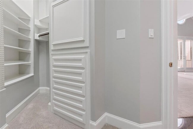 Building Photo - 3106 Sackett St