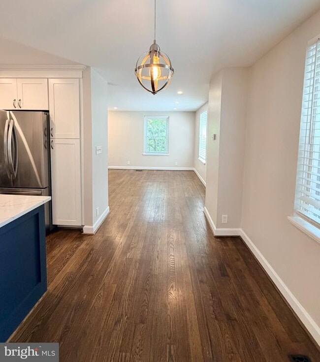 Building Photo - 4800 S 28th St