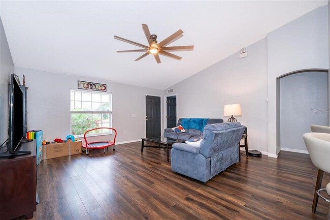 Building Photo - 2602 Adelia Blvd