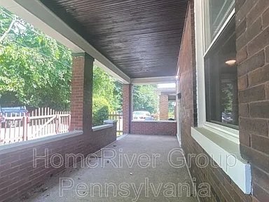 Building Photo - 211 Locust St