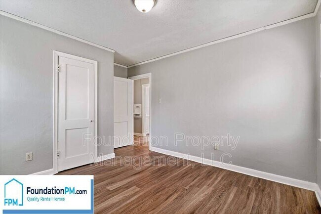 Building Photo - 1413 Semmes St
