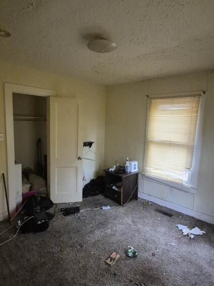 Building Photo - 5107 W 22nd St