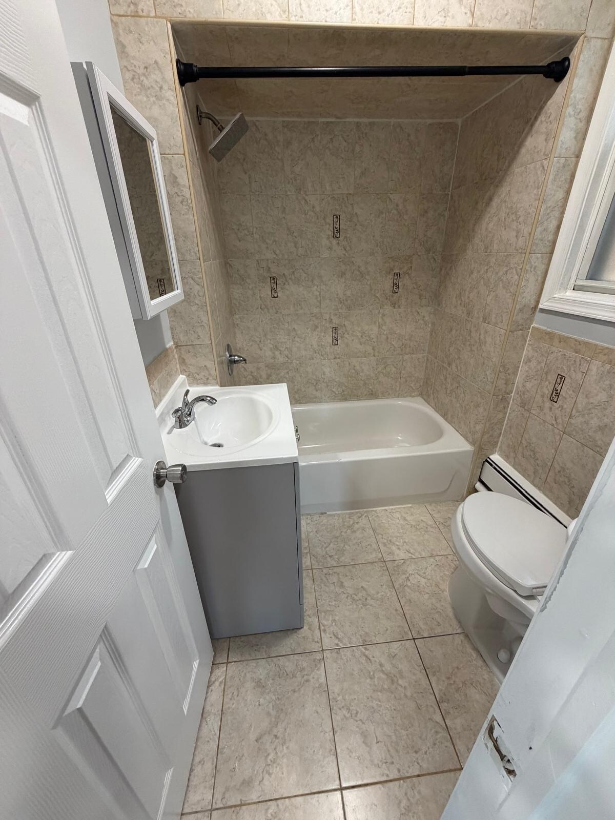 Building Photo - 51 Columbia Ave