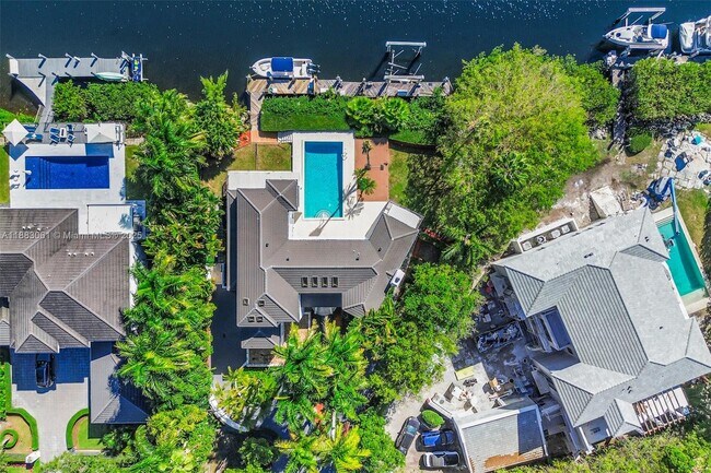 Building Photo - 184 Paloma Dr