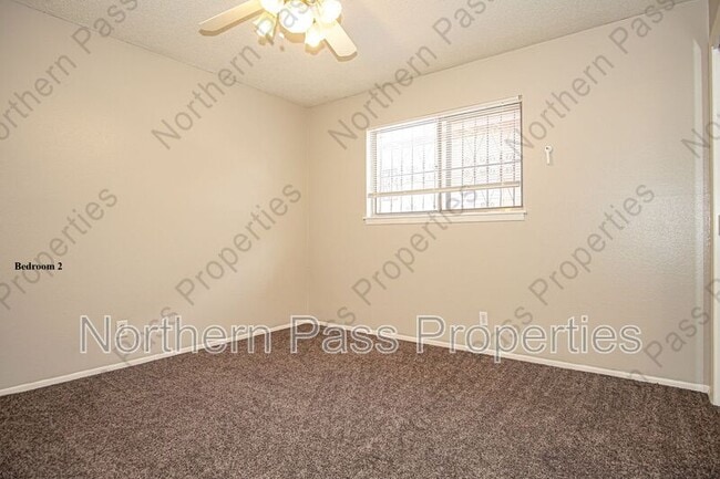 Building Photo - 3530 Hamilton Ave