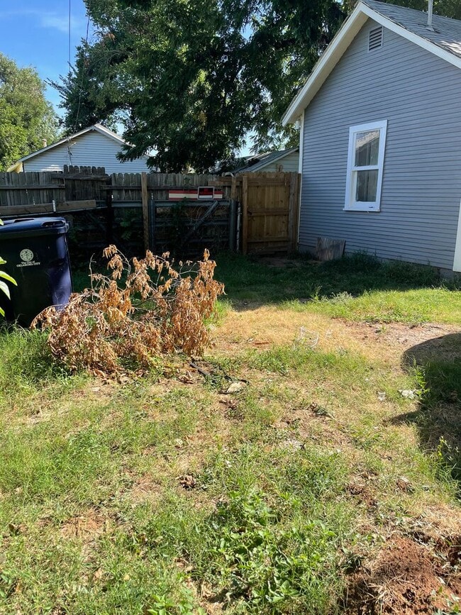 Building Photo - 4 SE 27th St