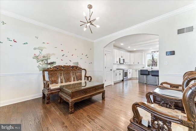 Building Photo - 321 Middletown Rd