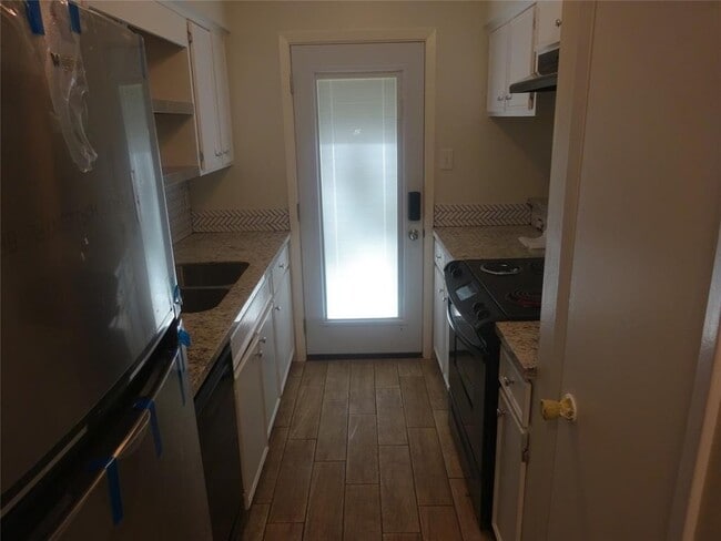 Building Photo - 63 S Wavy Oak Cir