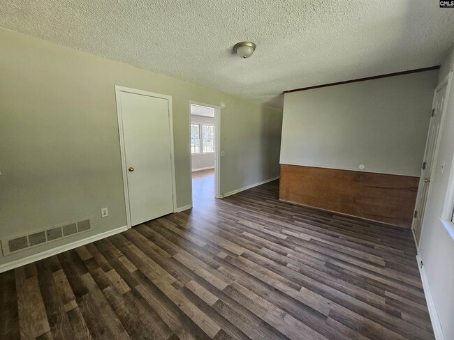 Building Photo - 3924 Trotter Rd