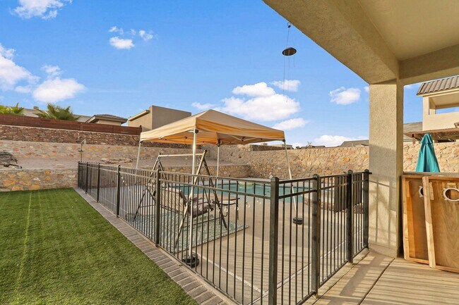 Building Photo - Coming Soon!