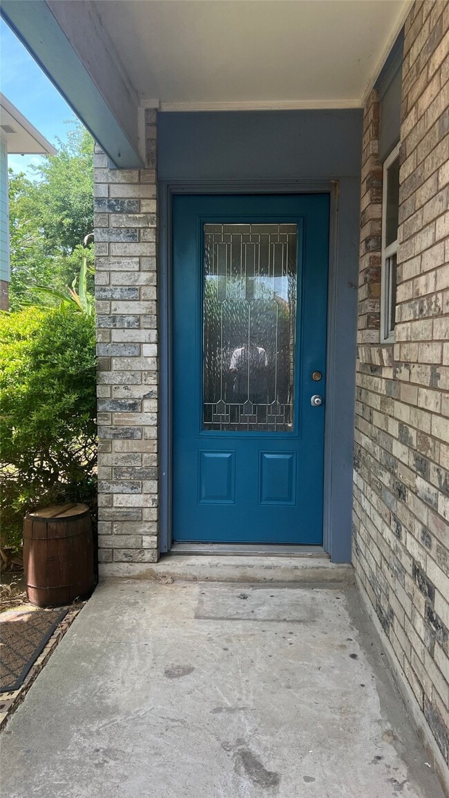 Building Photo - 5706 Avenue T