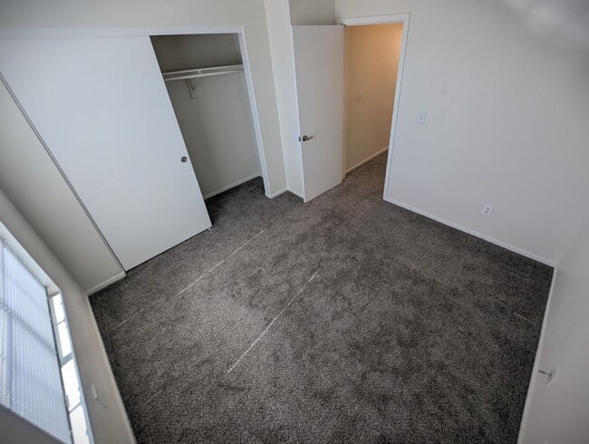 Building Photo - 4622 English Lavender Ave