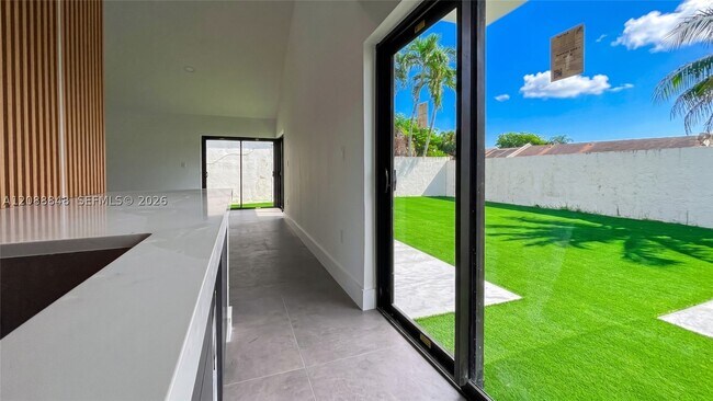 Building Photo - 11822 SW 108th Terrace