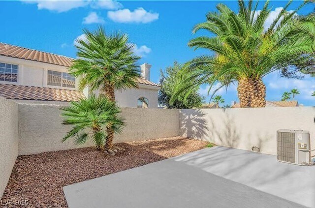 Building Photo - 457 Coral Sea St