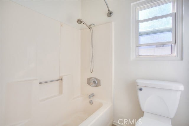 Building Photo - 2029 W 162nd St