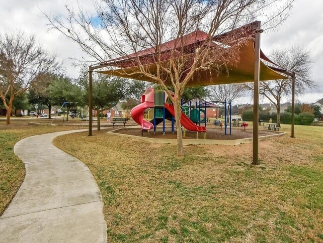 Building Photo - 700 Mandarin Flyway