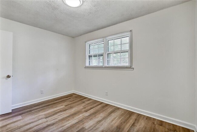 Building Photo - 4371 Springwood Terrace