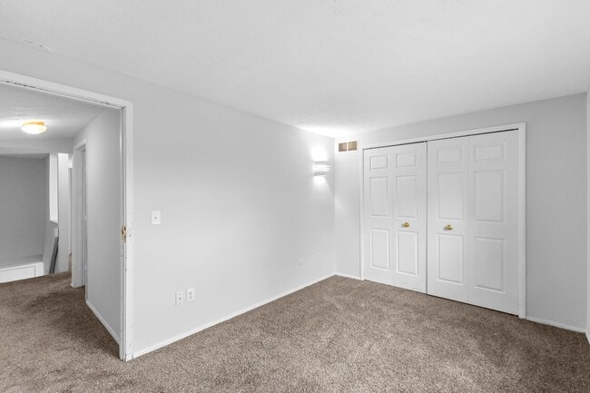 Building Photo - Spacious 3-Bedroom with Private Patio in Westerville