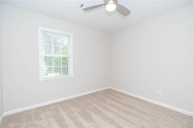 Building Photo - 3281 Mitsy Forest Way NE