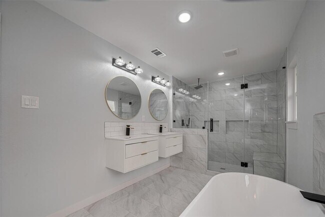 Building Photo - 25411 Friar Lake Ln