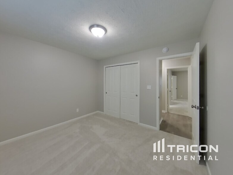 Building Photo - 1579 Winding Creek Trail