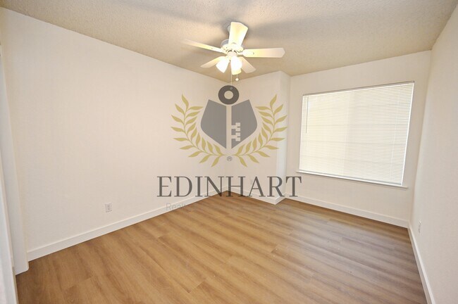 Building Photo - 6353 N Brix Ave