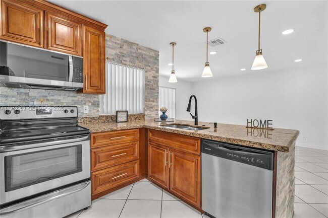 Building Photo - 300 SW 100th Ave