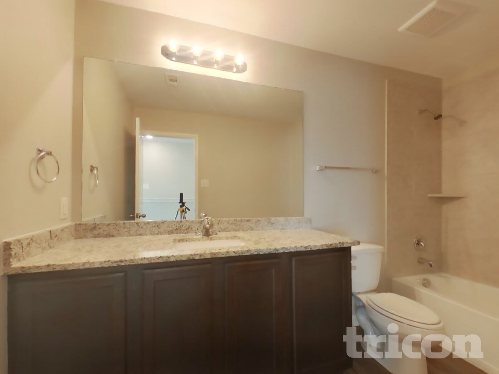 Building Photo - 5300 Persimmon Dr