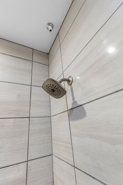 Building Photo - 901 9th St