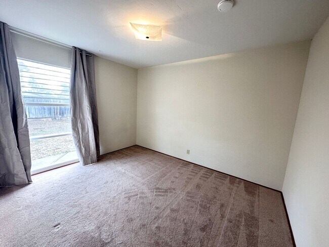 Building Photo - 3 Bed 2 Bath Home in Cupertino! Great Location and Schools!
