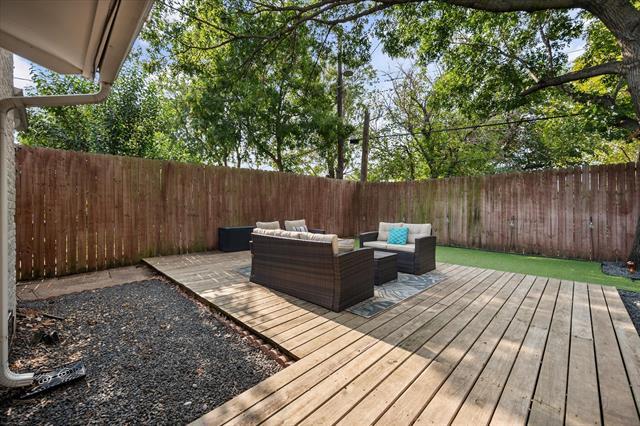 Building Photo - 3234 High Lark Dr
