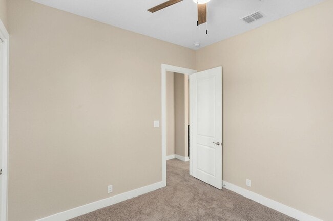 Building Photo - Brand New 3/2.5 Townhome
