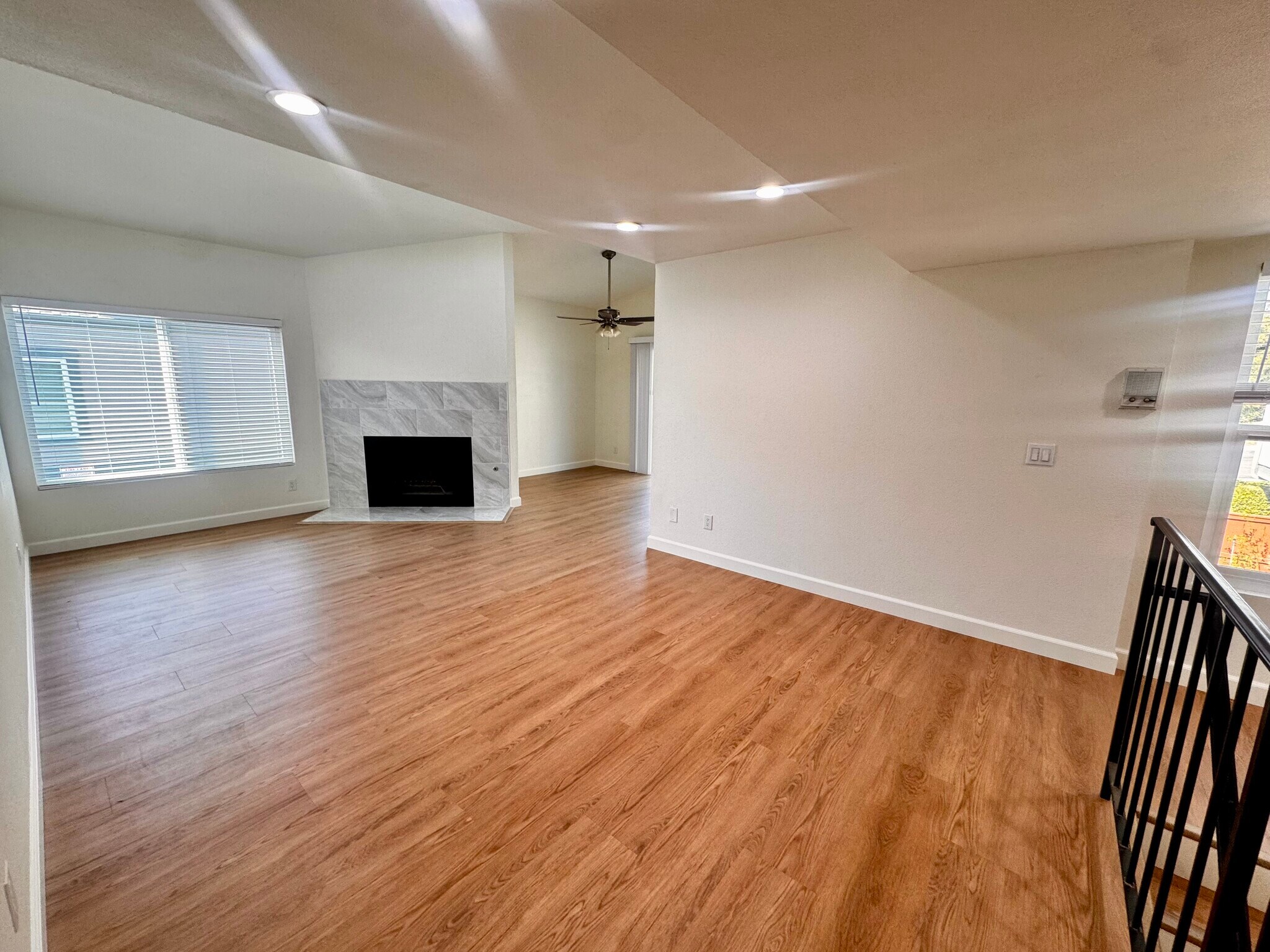 Building Photo - 1102 Cleghorn Dr