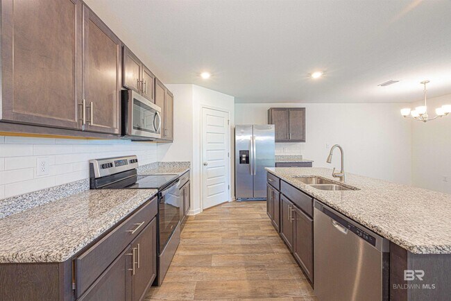 Building Photo - 23294 Shadowridge Dr