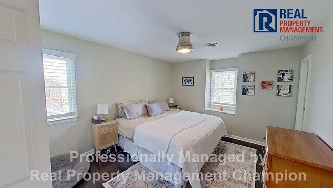 Building Photo - Immaculate 5 BD/3 BD Home w/Park Like Setting Near Cape Fear Country Club