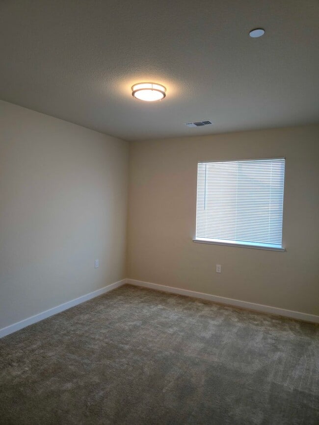Building Photo - Vacant- Must Apply to schedule viewing