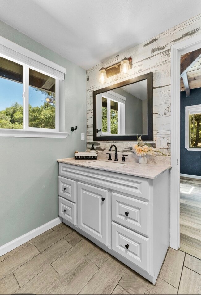 Building Photo - 21723 E Hacienda Dr