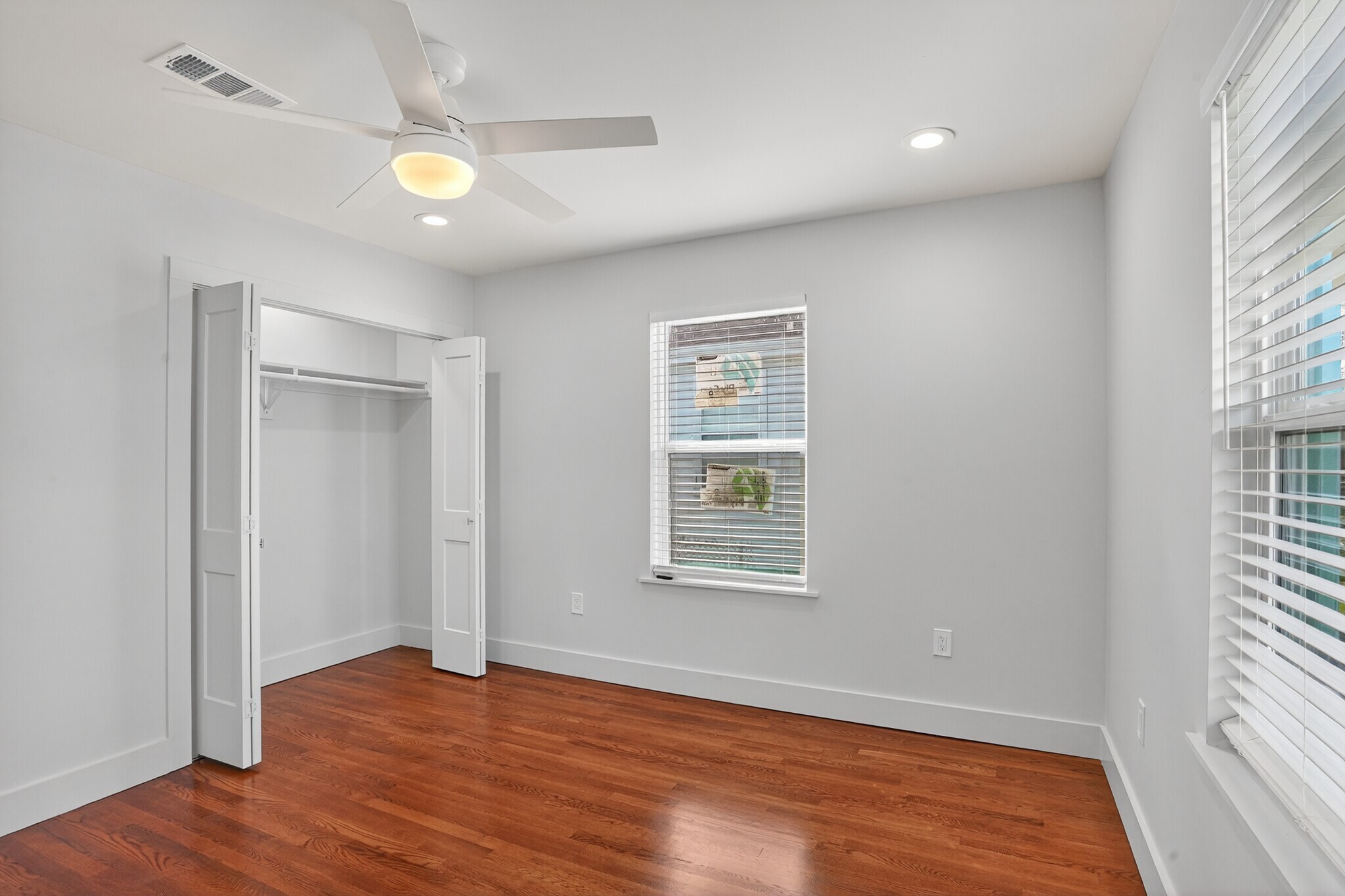 Building Photo - 2825 Cherry St