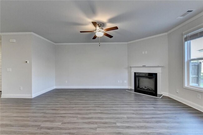 Building Photo - 3855 Brookburn Pk