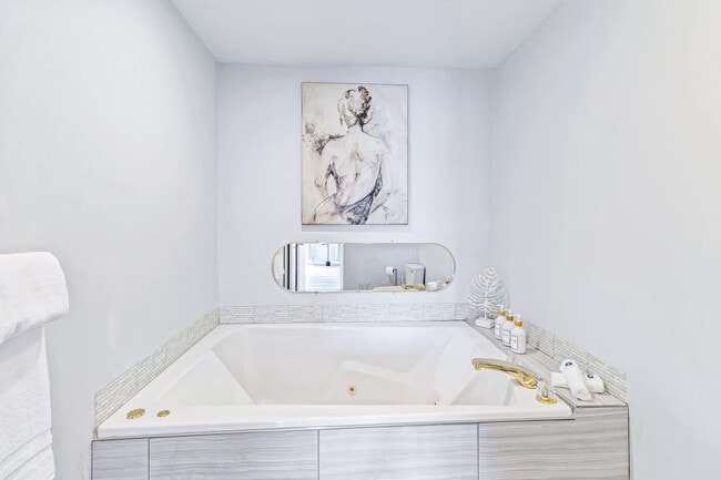 Building Photo - 301 S Front St