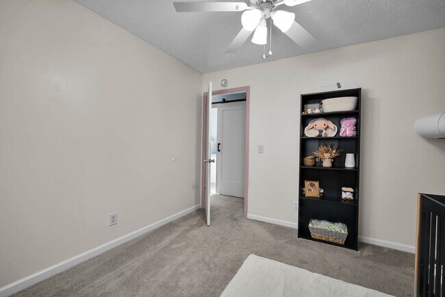 Building Photo - 234 Bordeaux Ln