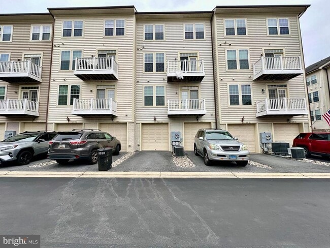 Building Photo - 3606 Holborn Pl