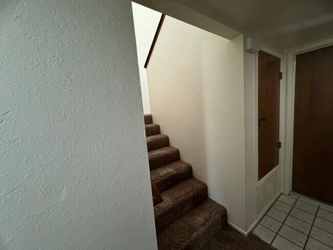 Building Photo - 1283-1285 S 16th St