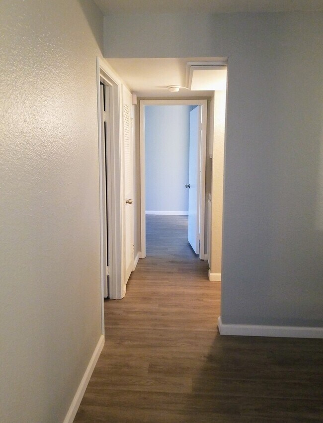 Building Photo - Mission Valley remodeled 2 bed 2 bath vinyl wood floors
