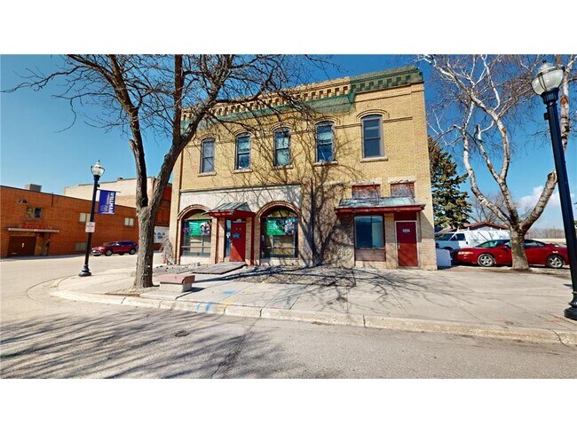 Building Photo - 542 Benson Ave SW